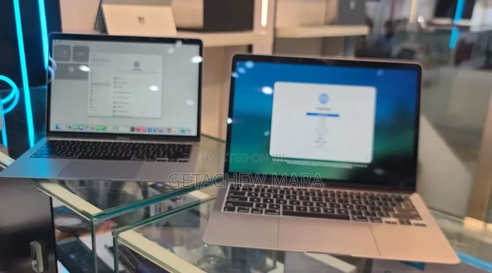 New Laptop Apple MacBook Air 2020 M1 16GB Intel SSD 256GB