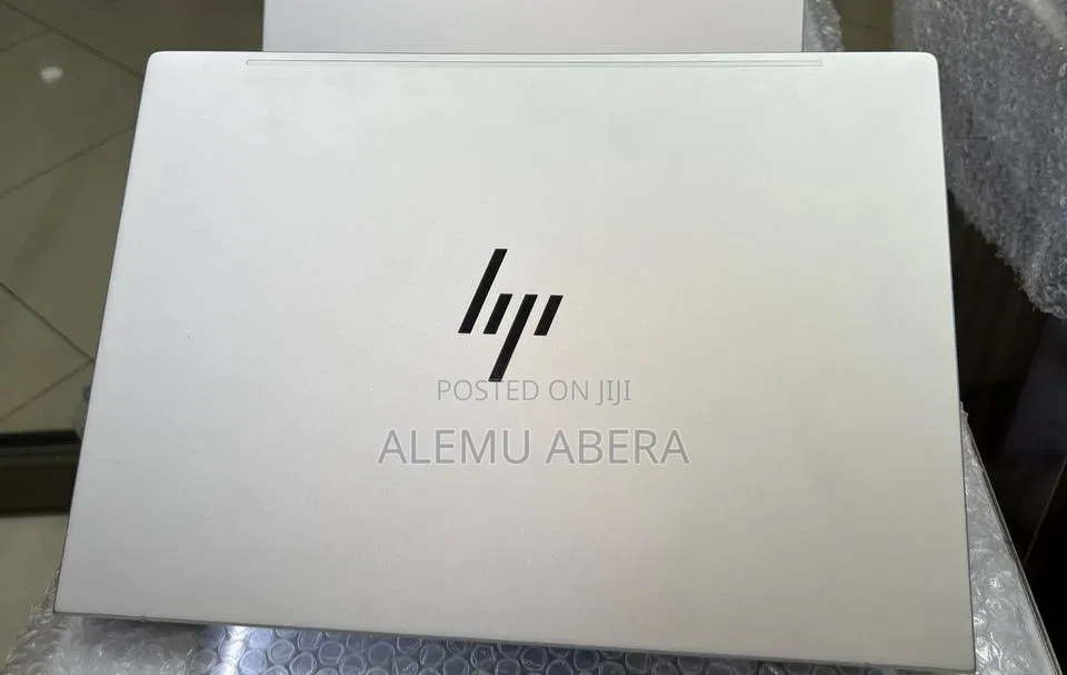 New Laptop HP EliteBook 640 G11 16GB Intel Core Ultra 7 SSD 512GB