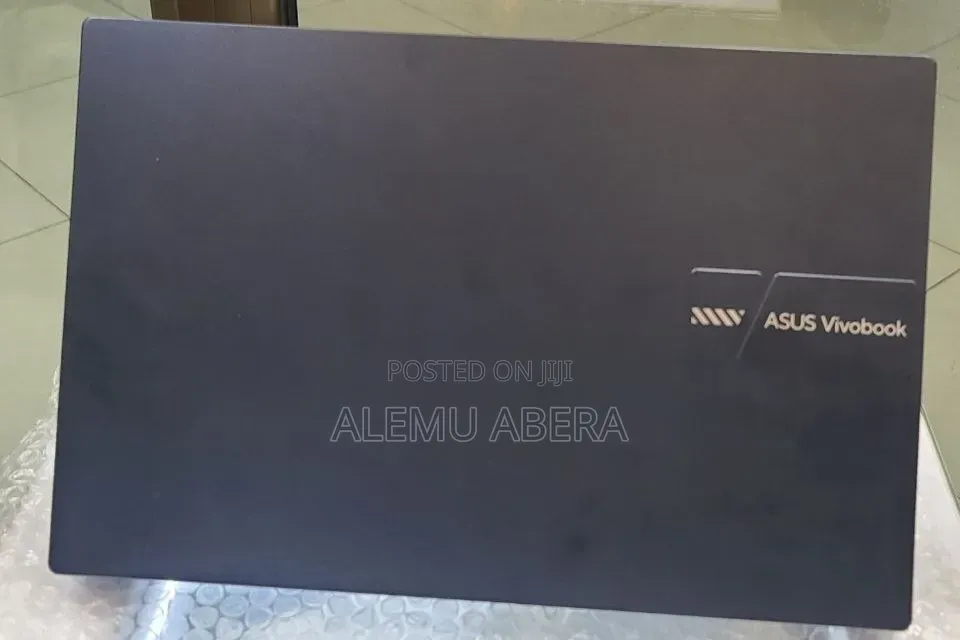 New Laptop Asus 16GB Intel Core 5 SSD 512GB