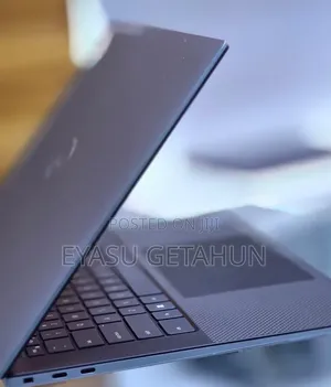 New Laptop Dell Precision 5540 16GB Intel Core i9 SSD 512GB
