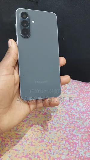 New Samsung Galaxy A56 256 GB Black