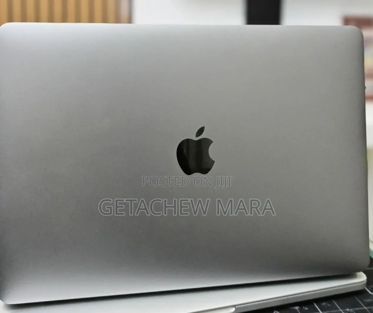 New Laptop Apple MacBook Pro 2017 16GB Intel Core i5 SSD 256GB