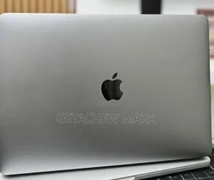 New Laptop Apple MacBook Pro 2017 16GB Intel Core i5 SSD 256GB