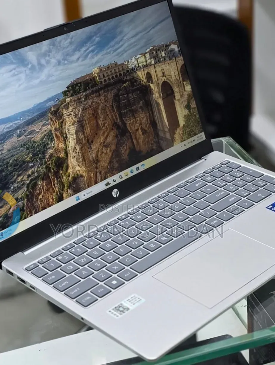New Laptop HP Stream Notebook 16GB Intel Core i7 SSD 512GB