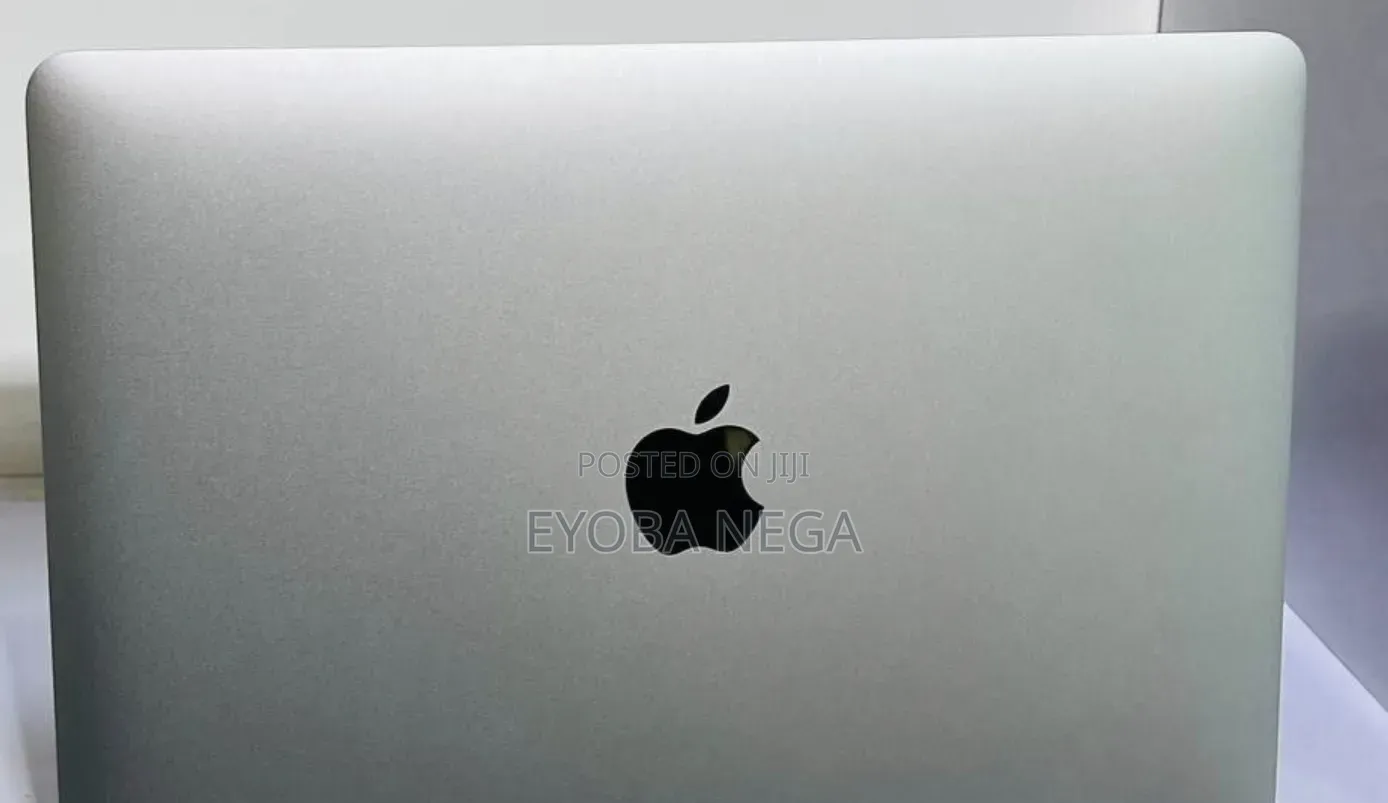 Laptop Apple MacBook Air 2017 8GB Intel Core i5 SSD 512GB