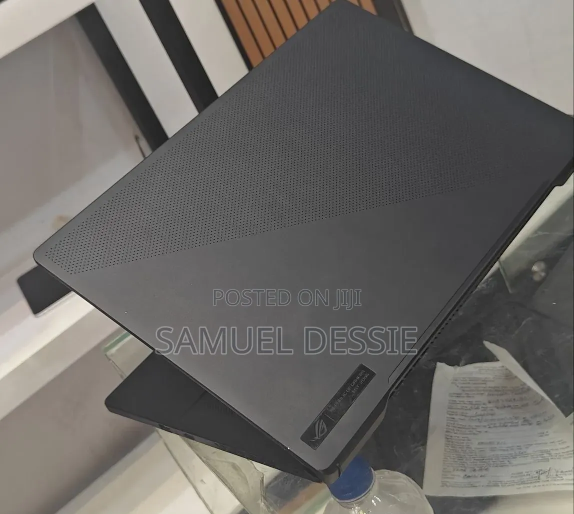 New Laptop Asus ROG Zephyrus G15 16GB Intel Core i7 SSD 512GB