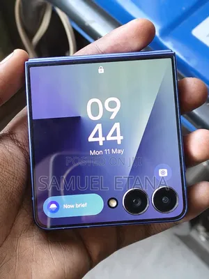 New Samsung Galaxy Z Flip7 512 GB Blue