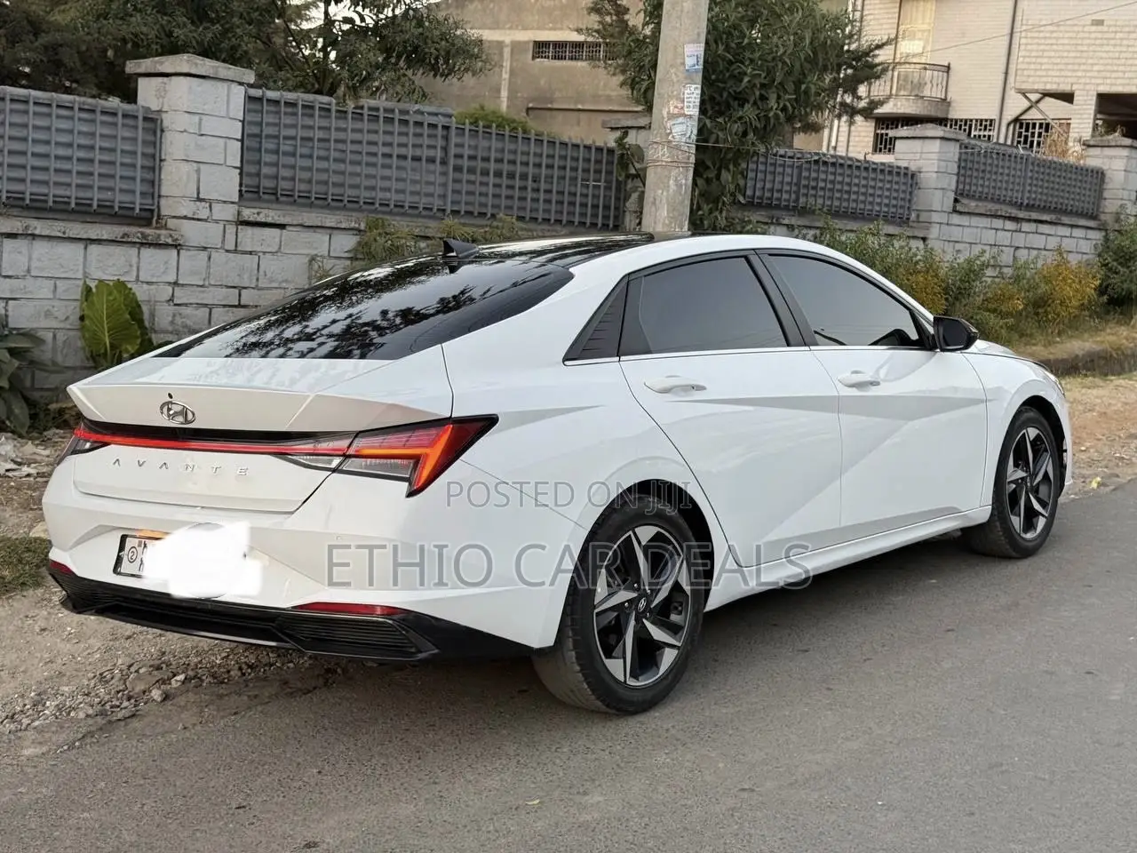 Hyundai Avante 2021 White