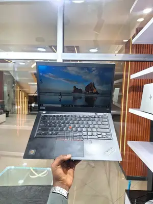 New Laptop Lenovo ThinkPad t495s 16GB AMD Ryzen 7 SSD 512GB