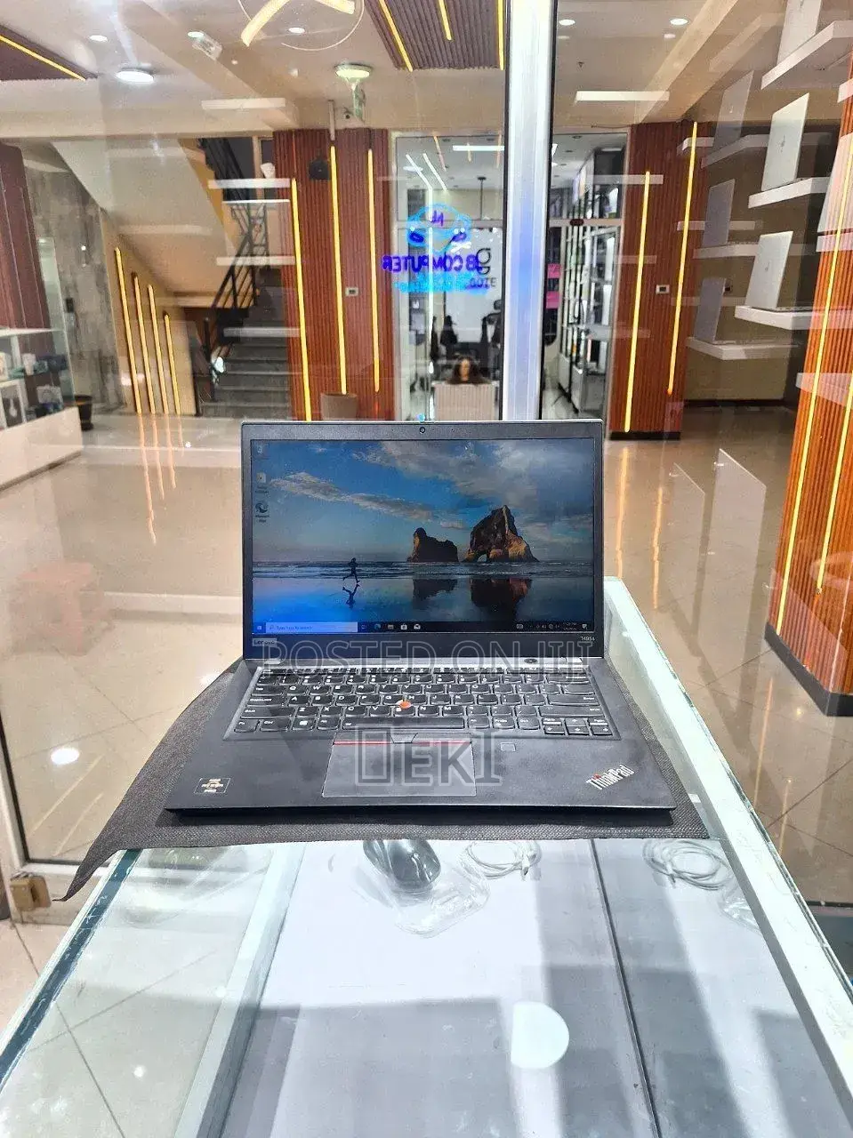 New Laptop Lenovo ThinkPad t495s 16GB AMD Ryzen 7 SSD 512GB