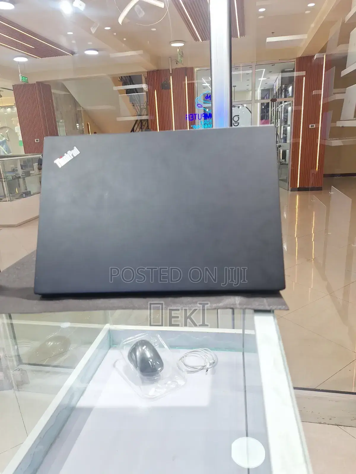 New Laptop Lenovo ThinkPad t495s 16GB AMD Ryzen 7 SSD 512GB