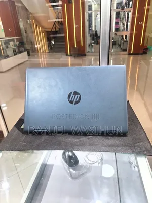 New Laptop HP Pavilion 14 8GB Intel Core i3 SSD 256GB