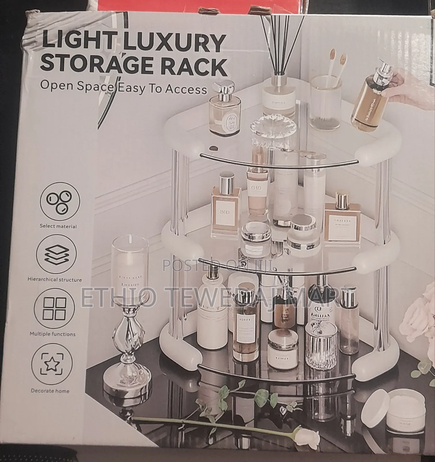 Light Luxury Storage Rack