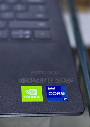 New Laptop Dell Latitude 3120 8GB Intel Core i7 SSD 256GB