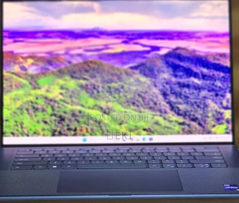 New Laptop Dell Precision 5550 16GB Intel Core i9 SSD 512GB