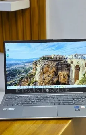 New Laptop HP Stream Notebook 16GB Intel Core i7 SSD 1T