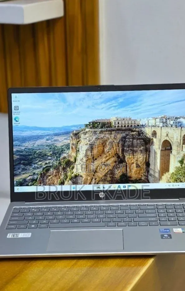 New Laptop HP Stream Notebook 16GB Intel Core i7 SSD 1T