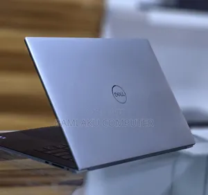 New Laptop Dell Precision 15 5510 16GB Intel Core i9 SSD 512GB