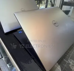 New Laptop Howard 16GB Intel Core i7 SSD 512GB
