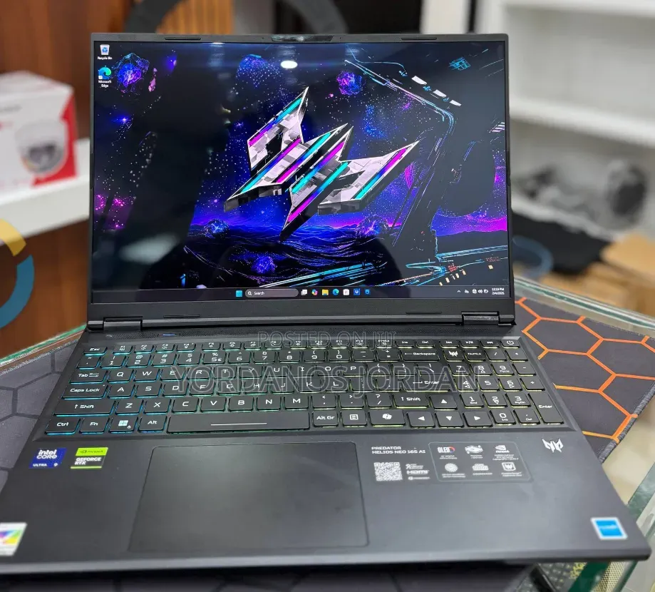 New Laptop Acer Predator Helios Neo 16 32GB Intel Core Ultra 9 SSD 1T