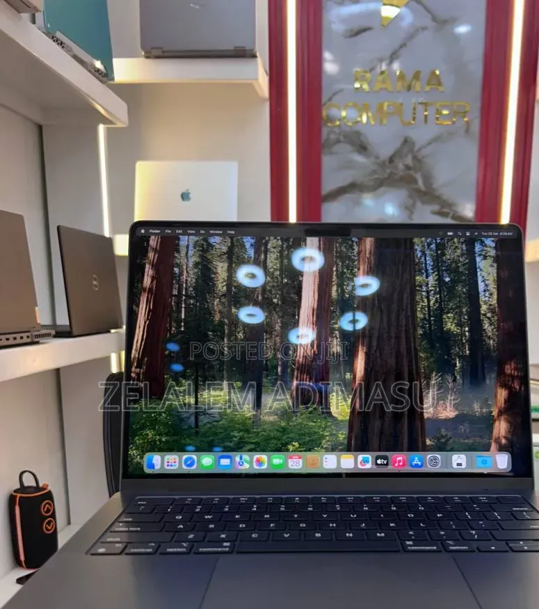 New Laptop Apple MacBook Pro 2023 M3 14-inch 18GB Apple M3 SSD 512GB