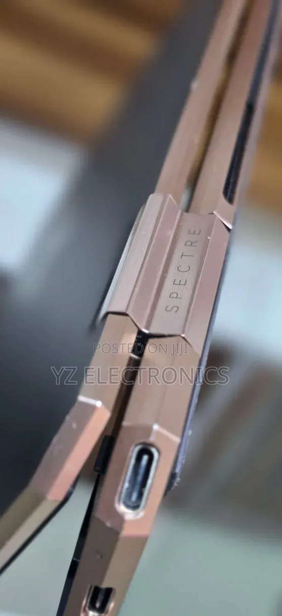 New Laptop HP Spectre 16GB Intel Core i7 SSD 1T