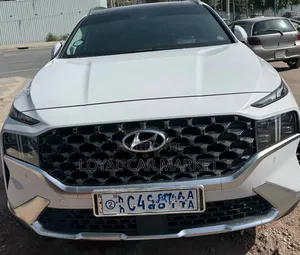 Hyundai Santa Fe 2023 White