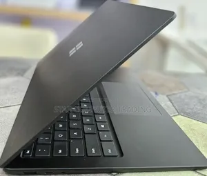 New Laptop Microsoft Surface Laptop 4 16GB Intel Core i7 SSD 512GB