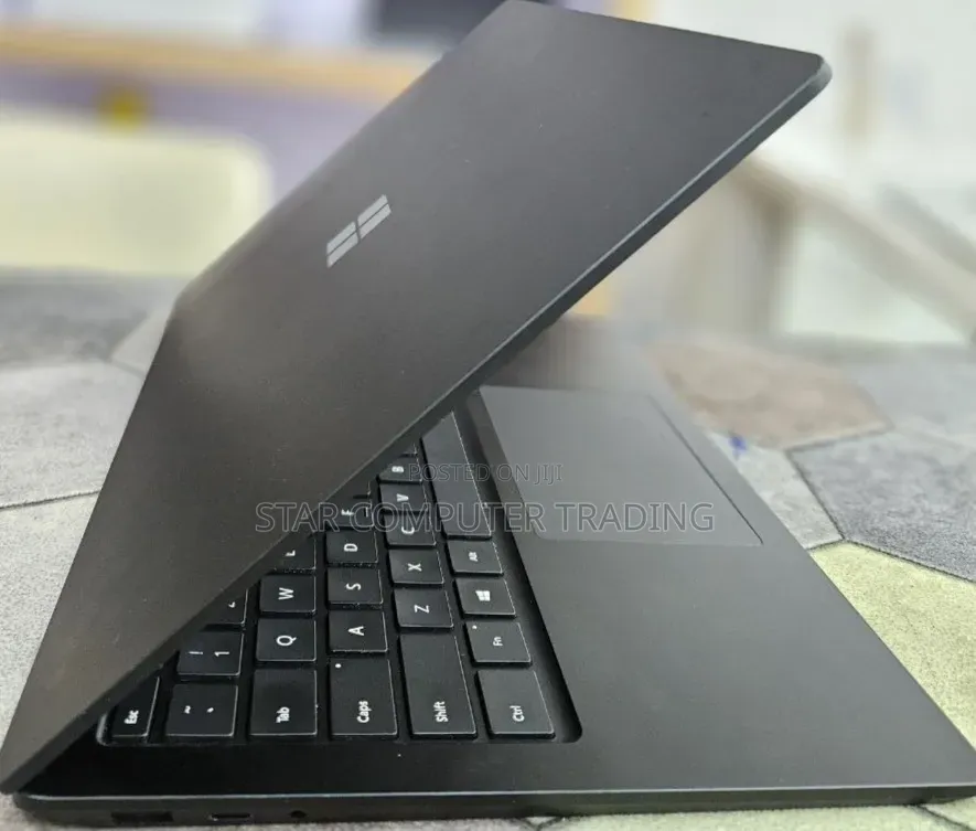 New Laptop Microsoft Surface Laptop 4 16GB Intel Core i7 SSD 512GB
