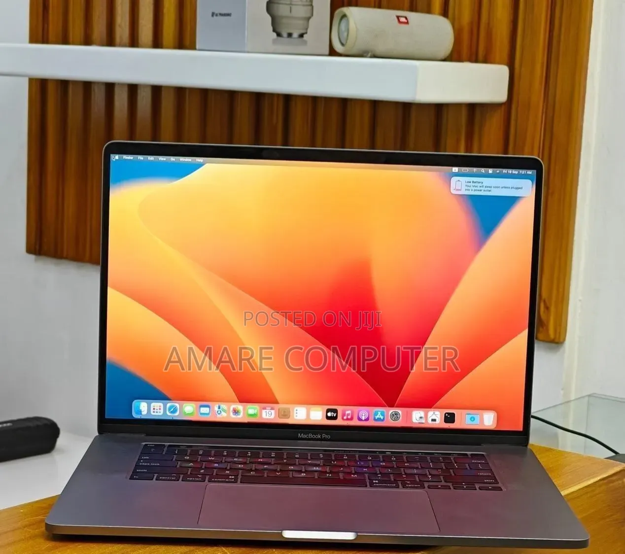 New Laptop Apple MacBook Pro 2019 16GB Intel Core i7 SSD 512GB