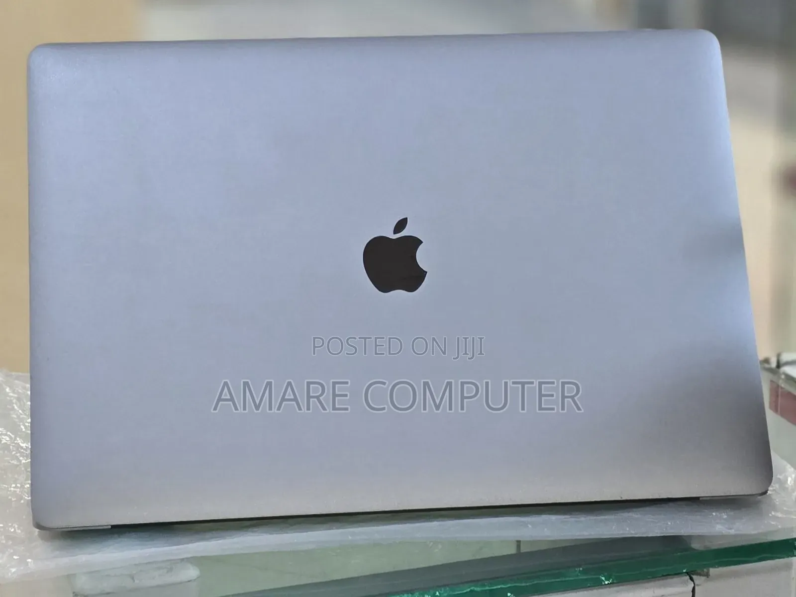 New Laptop Apple MacBook Pro 2018 16GB Intel Core i7 SSD 512GB