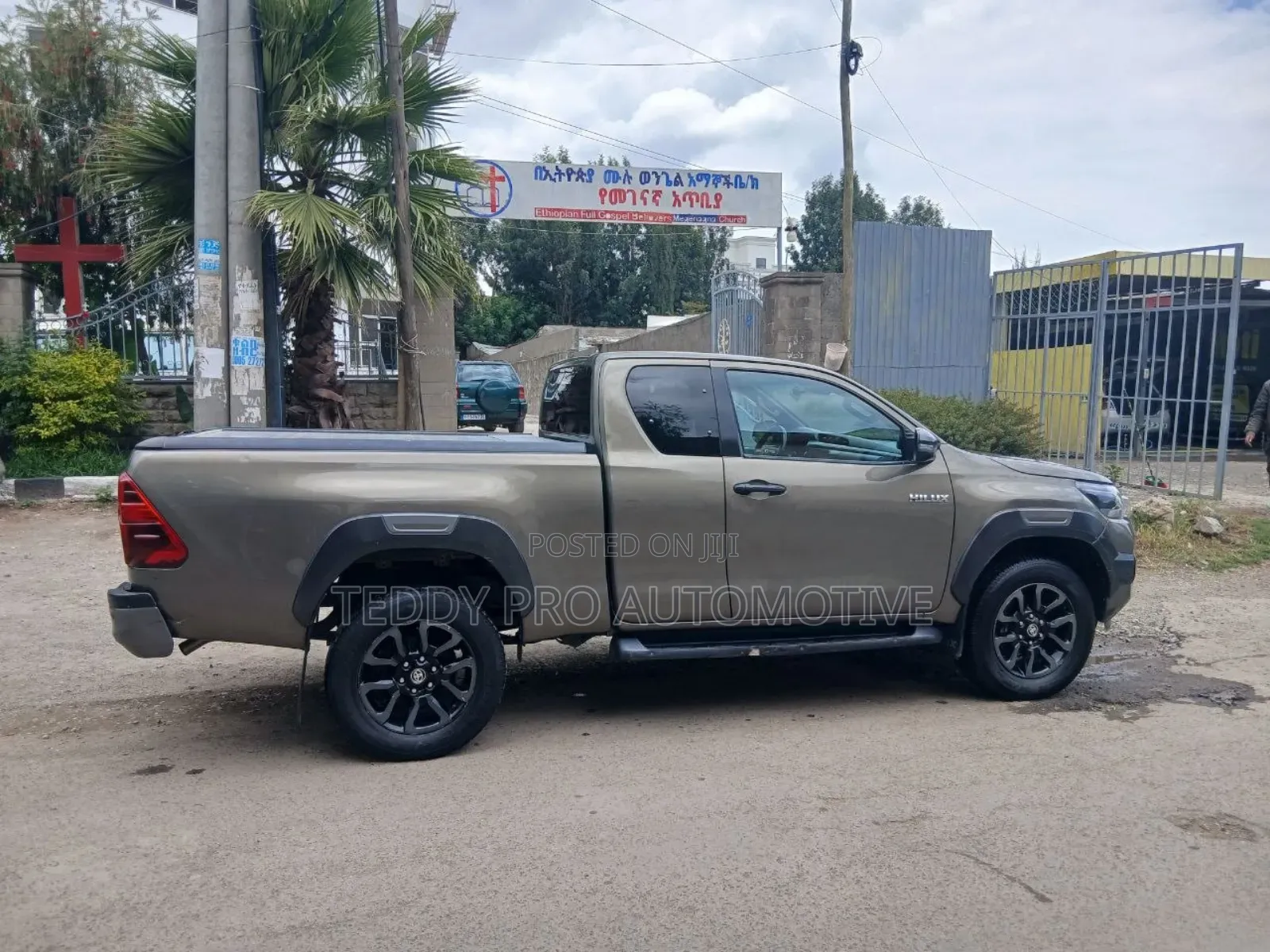 Toyota Hilux 2021 Gray