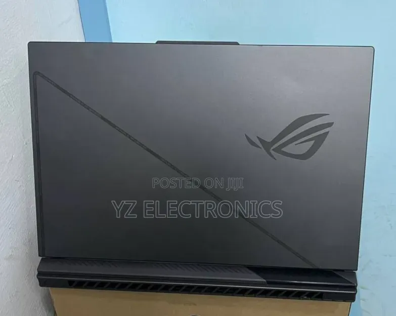 New Laptop Asus ROG Strix G15 16GB Intel Core i7 SSD 1T