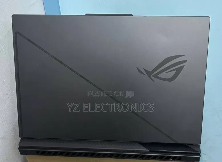 New Laptop Asus ROG Strix G15 16GB Intel Core i7 SSD 1T