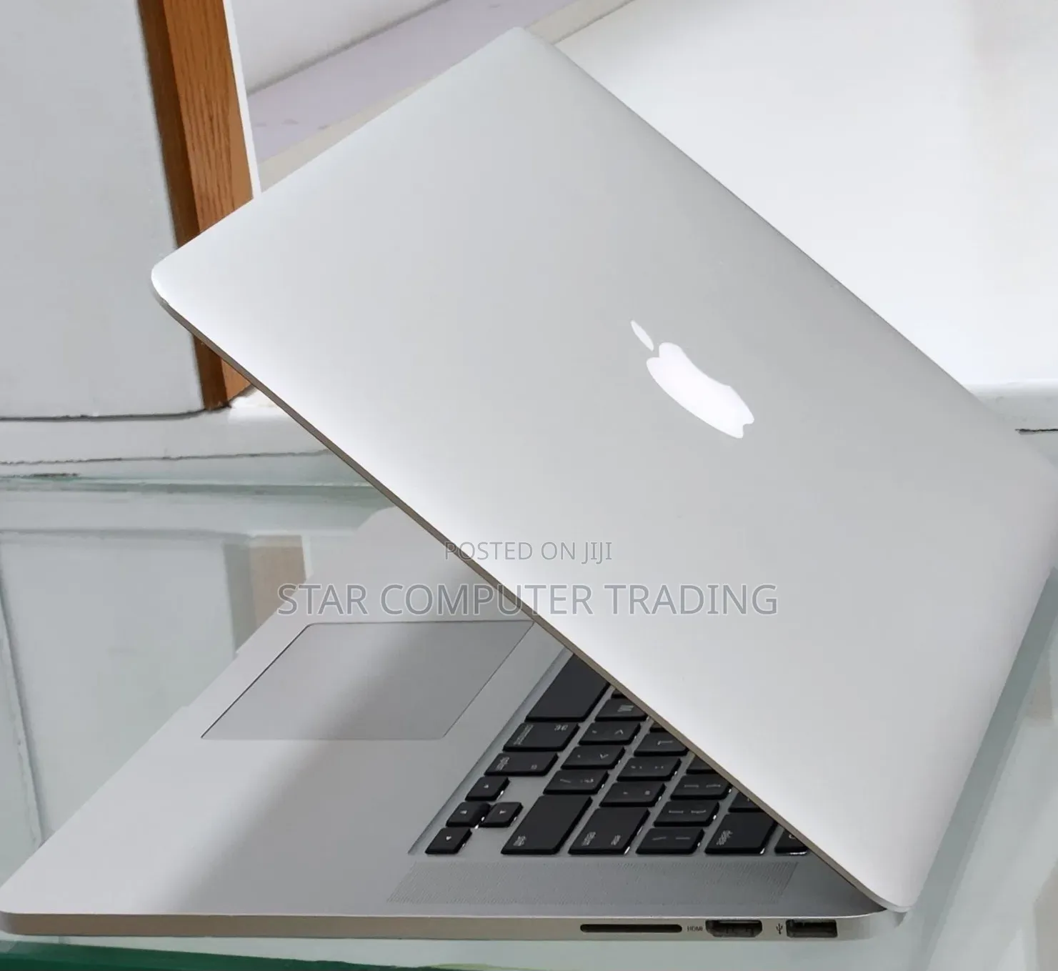 New Laptop Apple MacBook Pro 2015 16GB Intel Core i7 SSD 512GB
