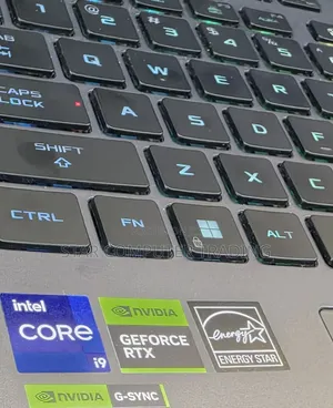 New Laptop Asus ROG Strix G17 16GB Intel Core i9 SSD 1T