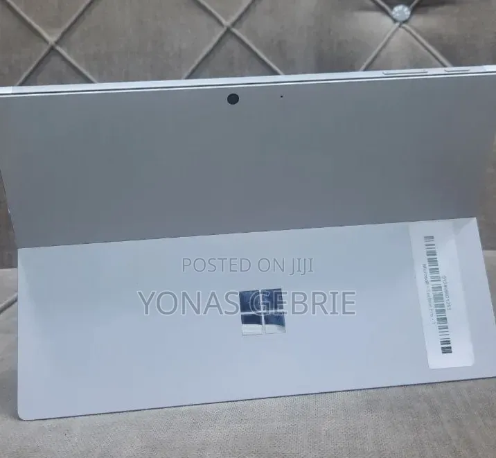 New Laptop Microsoft Surface 16GB Intel Core i7 SSD 512GB