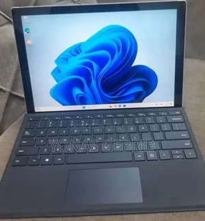 New Laptop Microsoft Surface 16GB Intel Core i7 SSD 512GB
