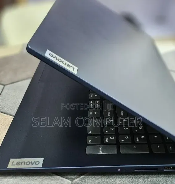 New Laptop Lenovo IdeaPad Y530 8GB AMD Ryzen 5 SSD 512GB