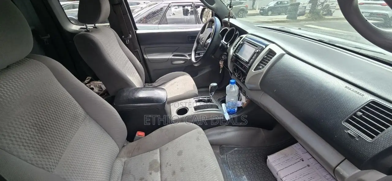 Toyota Tacoma 2014 Black