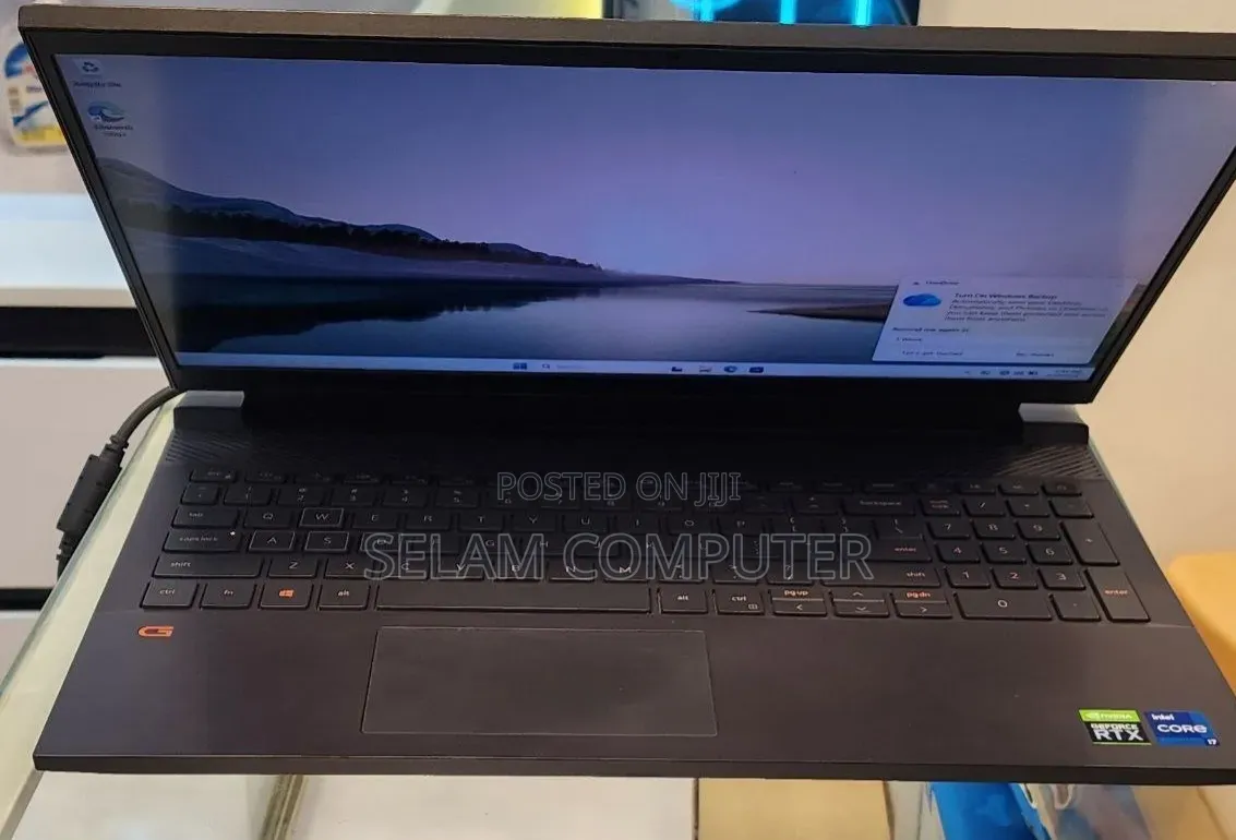 New Laptop Dell G15 5511 16GB Intel Core i7 SSD 512GB