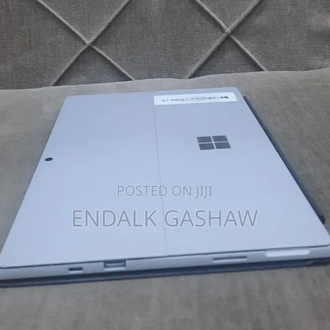 New Laptop Microsoft Surface Pro 7+ 16GB Intel Core i7 SSD 512GB