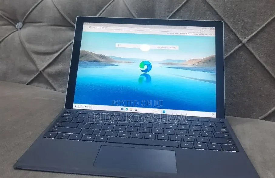 New Laptop Microsoft Surface Pro 7+ 16GB Intel Core i7 SSD 512GB