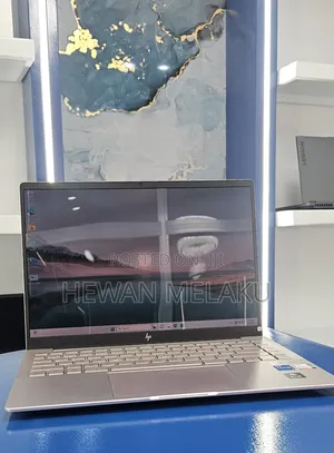 New Laptop HP Pavilion 14 16GB Intel Core i7 SSD 1T