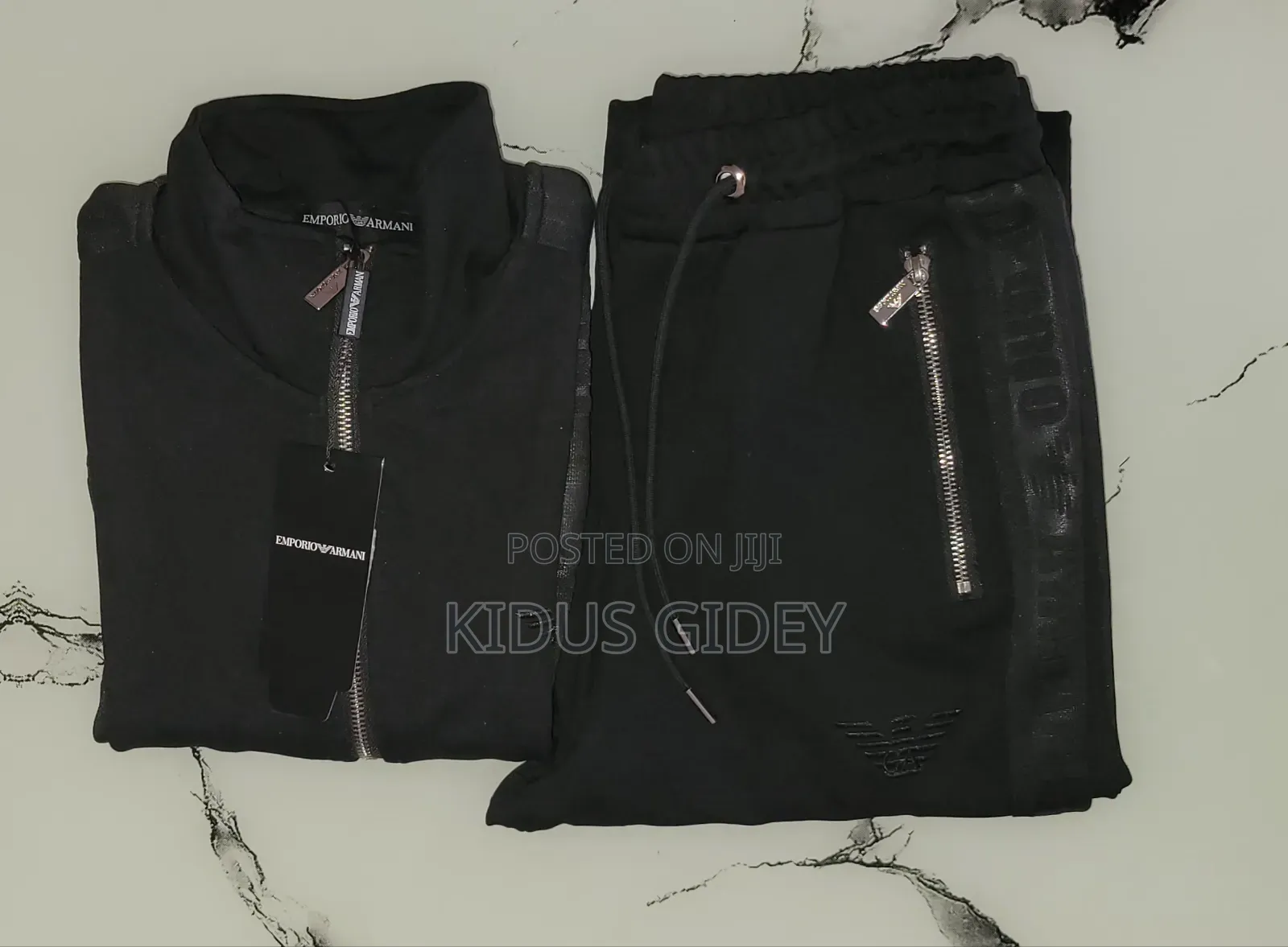 New Tracksuit Orginal Emporioarmani Black Tracksuit Urgent 50%Discount