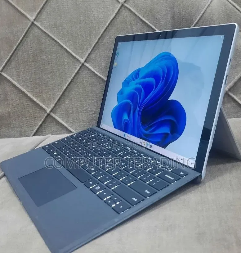 New Laptop Microsoft Surface Pro 7+ 16GB Intel Core i7 SSD 512GB