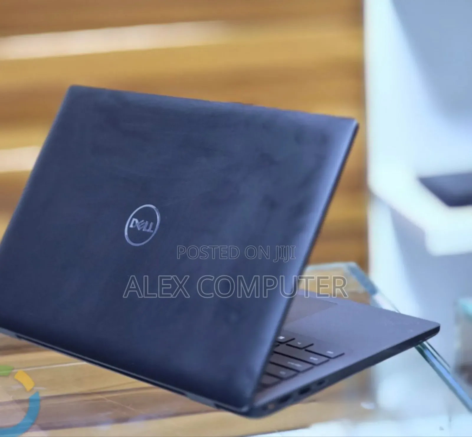 New Laptop Dell 8GB Intel Core i7 SSD 256GB