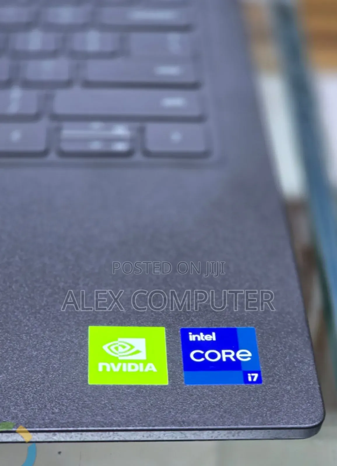 New Laptop Dell 8GB Intel Core i7 SSD 256GB