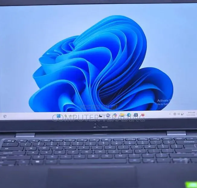 New Laptop Dell Latitude 3320 8GB Intel Core i7 SSD 256GB