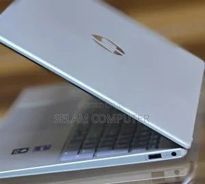 New Laptop HP Stream Notebook 16GB Intel Core i7 SSD 1T